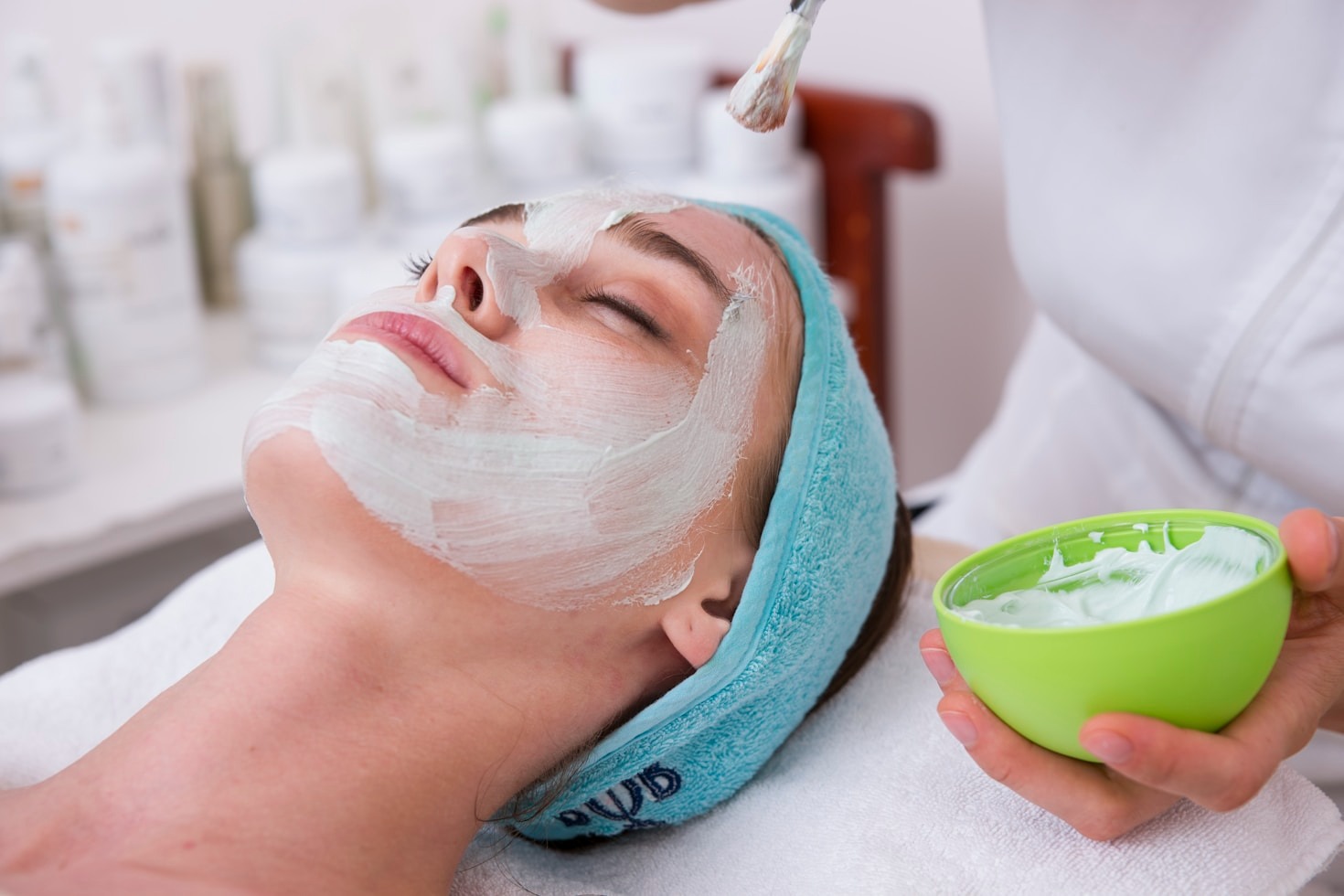 Essential Daily Skincare Routine For You